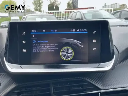 Photo 75 Peugeot 208  BlueHDi 100 S&S BVM6