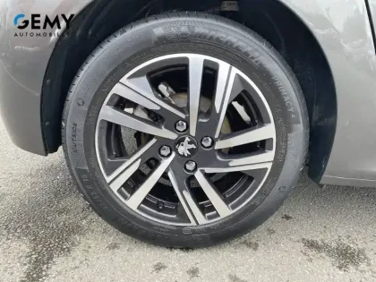 Photo 38 Peugeot 208 Gén. II Ph1 NG Allure 5