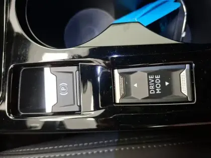 Photo 25 Peugeot 208  Hybrid 110 e-DCS6