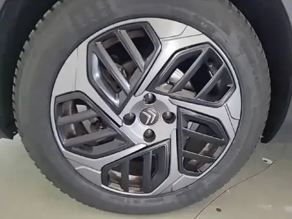 Photo 8 Citroën C4 Gén. III Ph1 Feel Pack 5