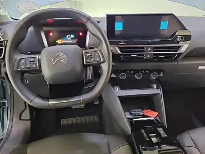 Photo 48 Citroën C4 Gén. III Ph1 Feel Pack 5