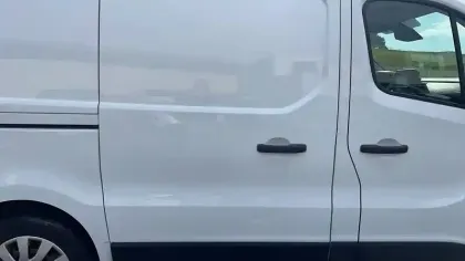 Photo 29 Nissan Primastar  FOURGON L1H1 2T8 2.0 DCI 130 S/S BVM