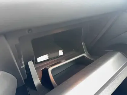 Photo 47 Renault Captur  mild hybrid 160 EDC