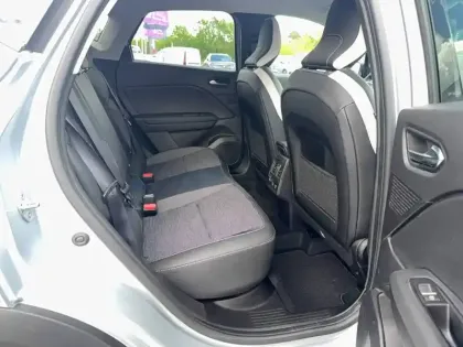 Photo 20 Renault Captur  mild hybrid 160 EDC