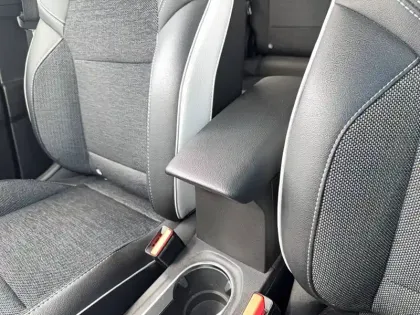 Photo 44 Renault Captur  mild hybrid 160 EDC