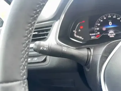 Photo 32 Renault Captur  mild hybrid 160 EDC