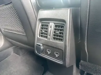 Photo 22 Renault Captur  mild hybrid 160 EDC