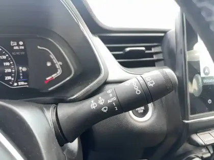 Photo 31 Renault Captur  mild hybrid 160 EDC