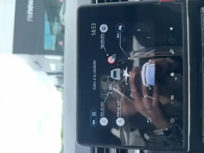 Photo 38 Renault Captur  mild hybrid 160 EDC