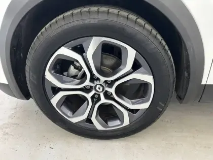 Photo 27 Renault Captur  E-Tech hybride 145