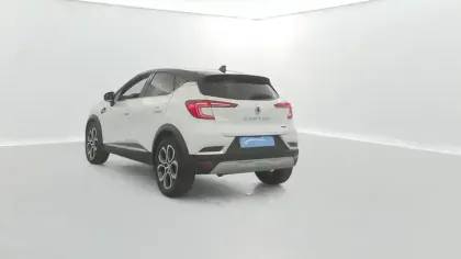 Photo 11 Renault Captur  E-Tech hybride 145