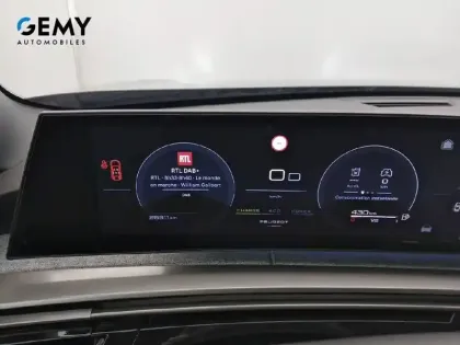 Photo 15 Peugeot 3008  Hybrid 136 e-DCS6