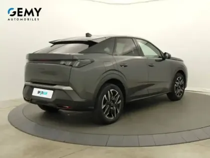 Photo 17 Peugeot 3008  Hybrid 136 e-DCS6