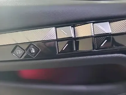 Photo 30 DS DS 4 Gén. II Ph1 Rivoli 5