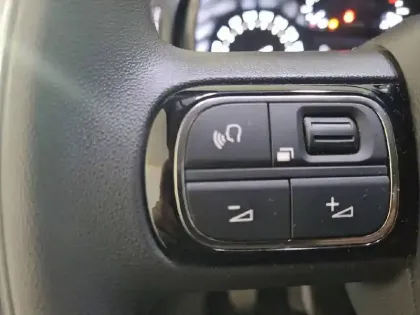 Photo 86 Citroën C3  PureTech 83 ch BVM5