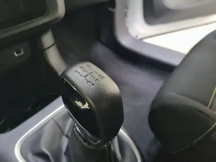 Photo 13 Citroën C3 Gén. III Ph2 NG PLUS 5