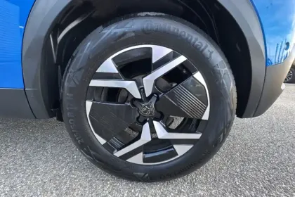 Photo 32 Peugeot 2008 Gén. II Ph2 GT 5