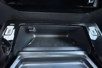 Photo 22 Peugeot 2008 Gén. II Ph2 GT 5