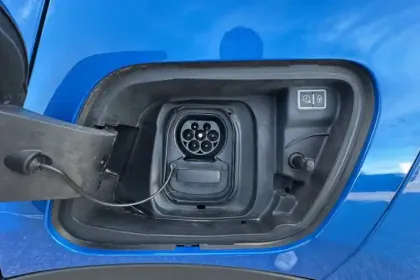 Photo 35 Peugeot 2008 Gén. II Ph2 GT 5