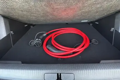 Photo 34 Peugeot 2008 Gén. II Ph2 GT 5