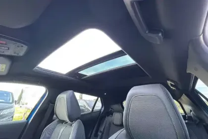 Photo 27 Peugeot 2008 Gén. II Ph2 GT 5