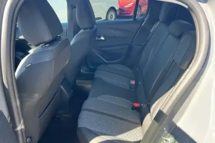 Photo 10 Peugeot 208  Electrique 50 kWh 136ch