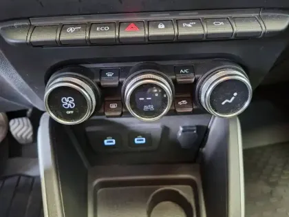 Photo 32 Dacia Duster  Blue dCi 115 4x2