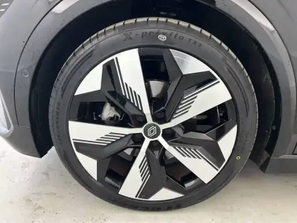 Photo 18 Renault Megane  E-Tech EV60 220 ch super charge