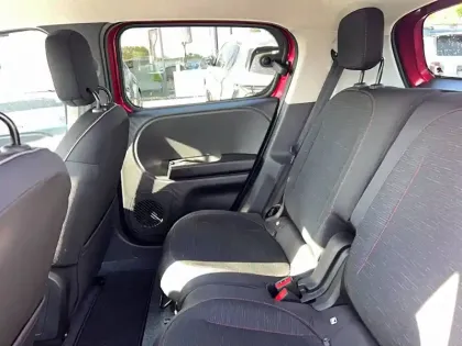 Photo 15 Renault Twingo  E-Tech Electrique 80 ch autonomie urbaine