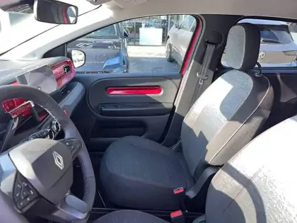 Photo 13 Renault Twingo  E-Tech Electrique 80 ch autonomie urbaine