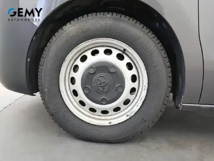 Photo 10 Toyota Proace  MEDIUM 180 D-4D BVA
