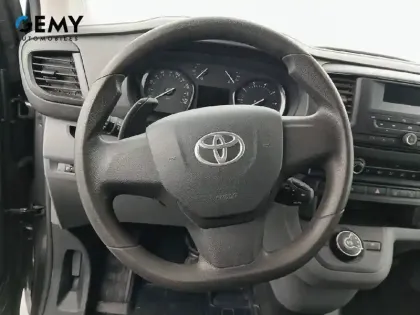 Photo 12 Toyota Proace  MEDIUM 180 D-4D BVA