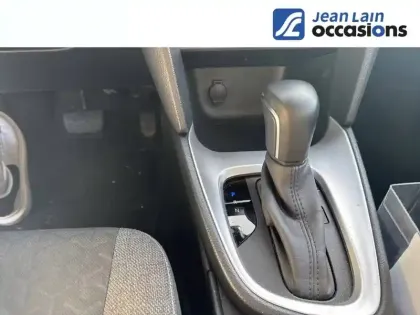 Photo 12 Toyota Yaris  Cross Hybride 116h AWD-i