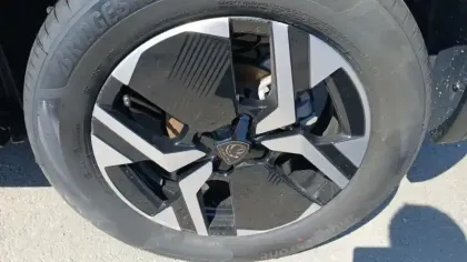 Photo 11 Peugeot 2008  Hybrid 145 e-DCS6