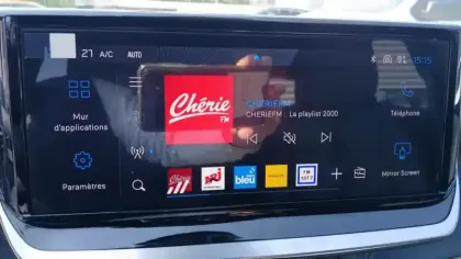 Photo 13 Peugeot 2008  Hybrid 145 e-DCS6