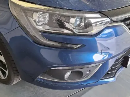 Photo 17 Renault Megane Mégane IV Estate TCe 140 FAP