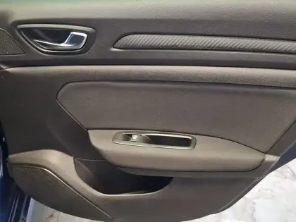 Photo 21 Renault Megane Mégane IV Estate TCe 140 FAP