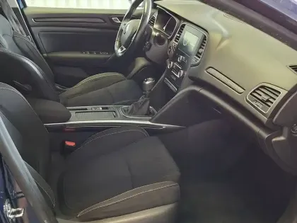 Photo 11 Renault Megane Mégane IV Estate TCe 140 FAP