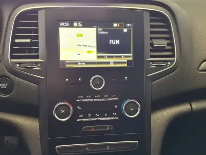 Photo 35 Renault Megane Mégane IV Estate TCe 140 FAP