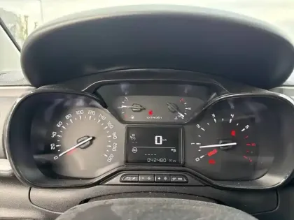 Photo 29 Citroën C3 Gén. III Ph2 Feel Pack 5