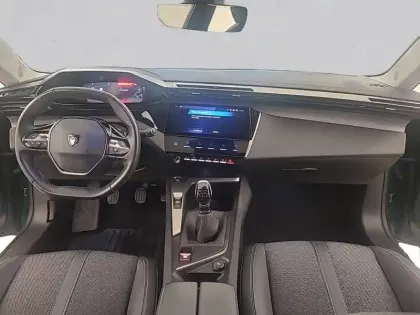 Photo 7 Peugeot 308  SW PureTech 130ch S&S BVM6