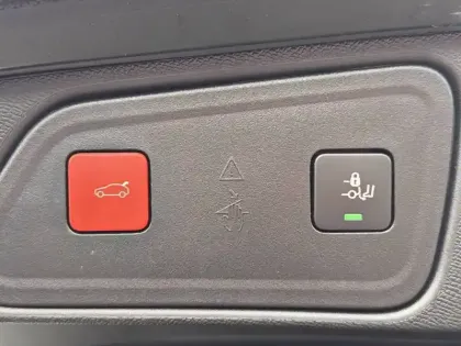 Photo 14 Peugeot 3008 Gén. II Ph2 NG GT 5