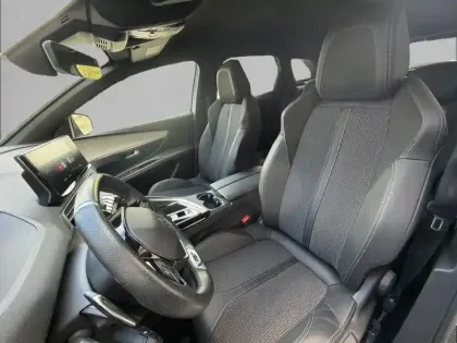 Photo 58 Peugeot 3008  PureTech 130ch S&S EAT8