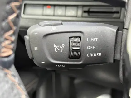 Photo 17 Peugeot 3008 Gén. II Ph2 NG GT 5