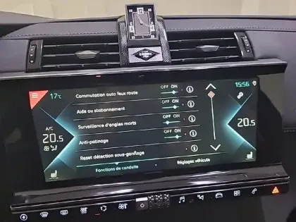 Photo 96 DS DS 7 DS7 Crossback Hybride E-Tense 225 EAT8