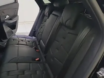 Photo 87 DS DS 7 DS7 Crossback Hybride E-Tense 225 EAT8