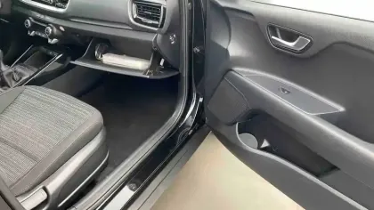 Photo 30 Kia Stonic  1.0 T-GDi 100 ch BVM6