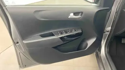 Photo 26 Kia Picanto  1.0 DPi 63 ch BVM5