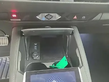 Photo 61 DS DS 4  PureTech 130 EAT8