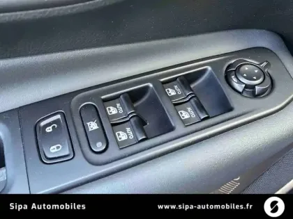 Photo 21 Jeep Renegade  1.3 Turbo T4 240 ch PHEV AT6 4xe eAWD